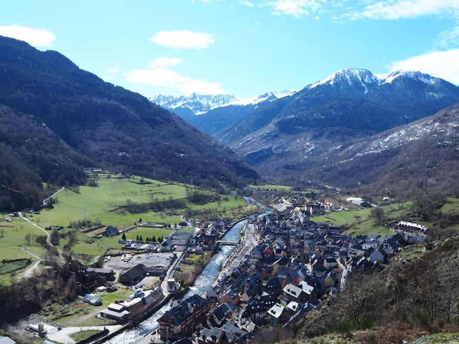 Mcastet, Casita Aranesa En El Valle De Aran ボソスト エクステリア 写真